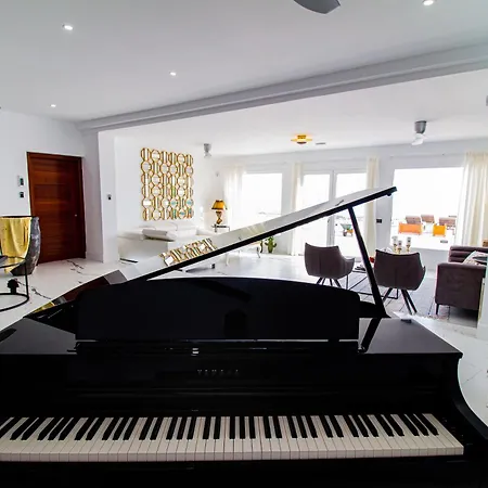 Casa Serena Luxury * Mácher